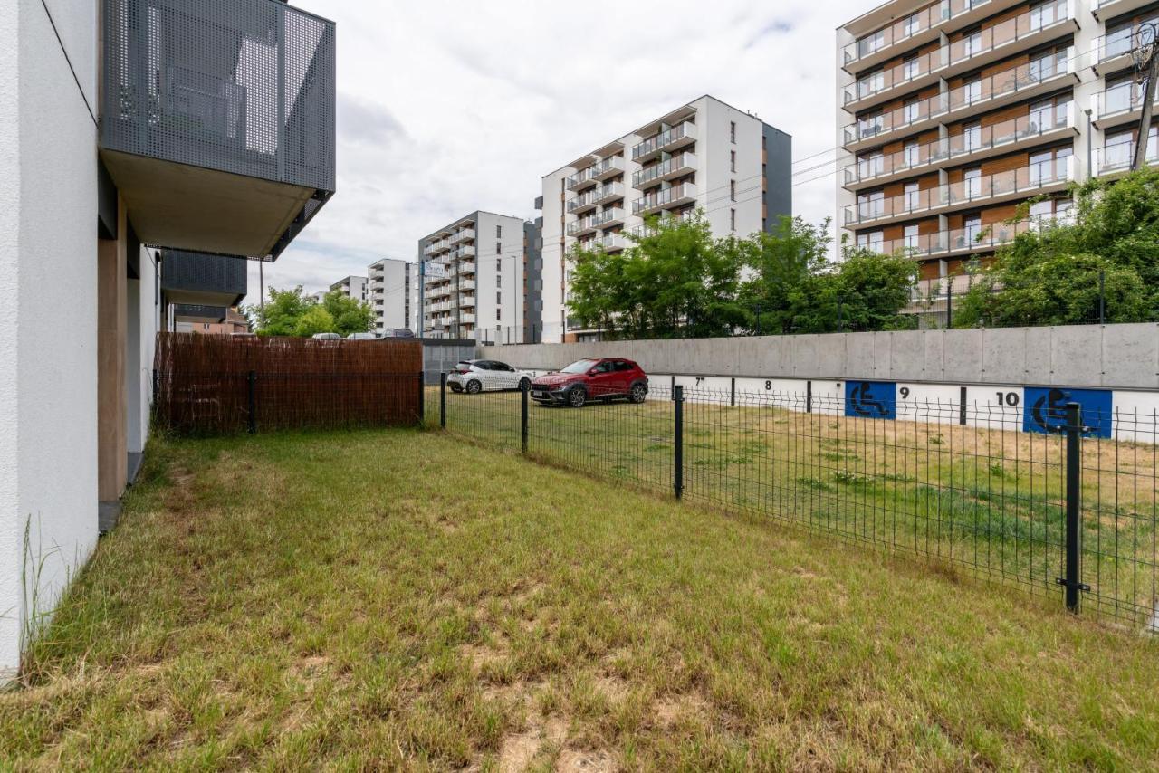 Apartments With Garden Dmowskiego 81 By Noclegi Renters Poznan Exterior foto